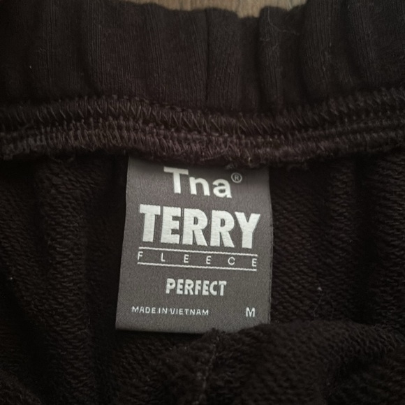 Black Sweat shorts - Picture 3 of 4